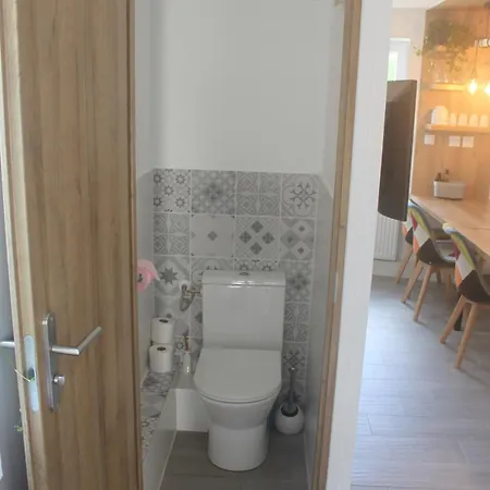 La Maison Des Pres Paris Holiday home *
